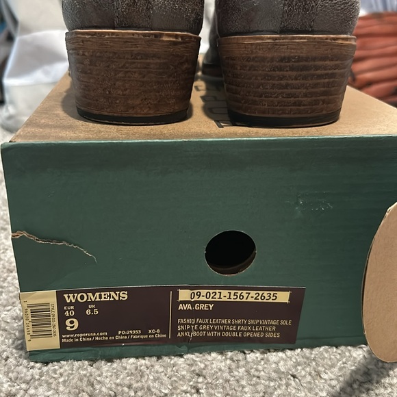 Roper Ankle Boot - Picture 5 of 6